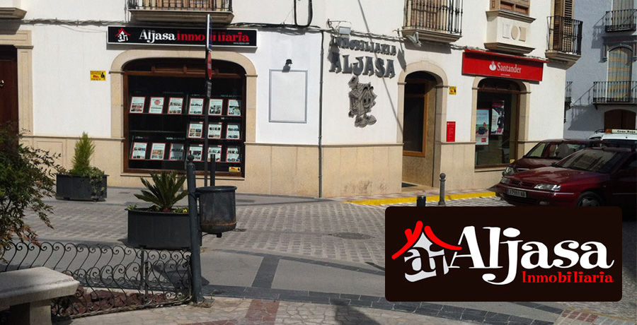 Situada en Jaén, cuenta con una importante cartera de inversores interesados en diferentes zonas de Andalucía. ALJASA INMOBILIARIA en Jaén